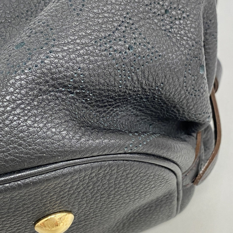 【6hc1526-k】ルイヴィトン トートバッグ マヒナ マヒナL M95765 ノワール【中古】レディース