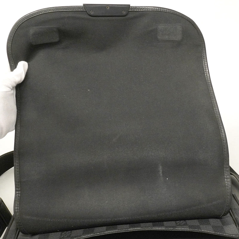 【6hc1538-k】ルイヴィトン ショルダーバッグ ダミエ・グラフィット ダニエルMM N58029 ブラック グレー【中古】メンズ