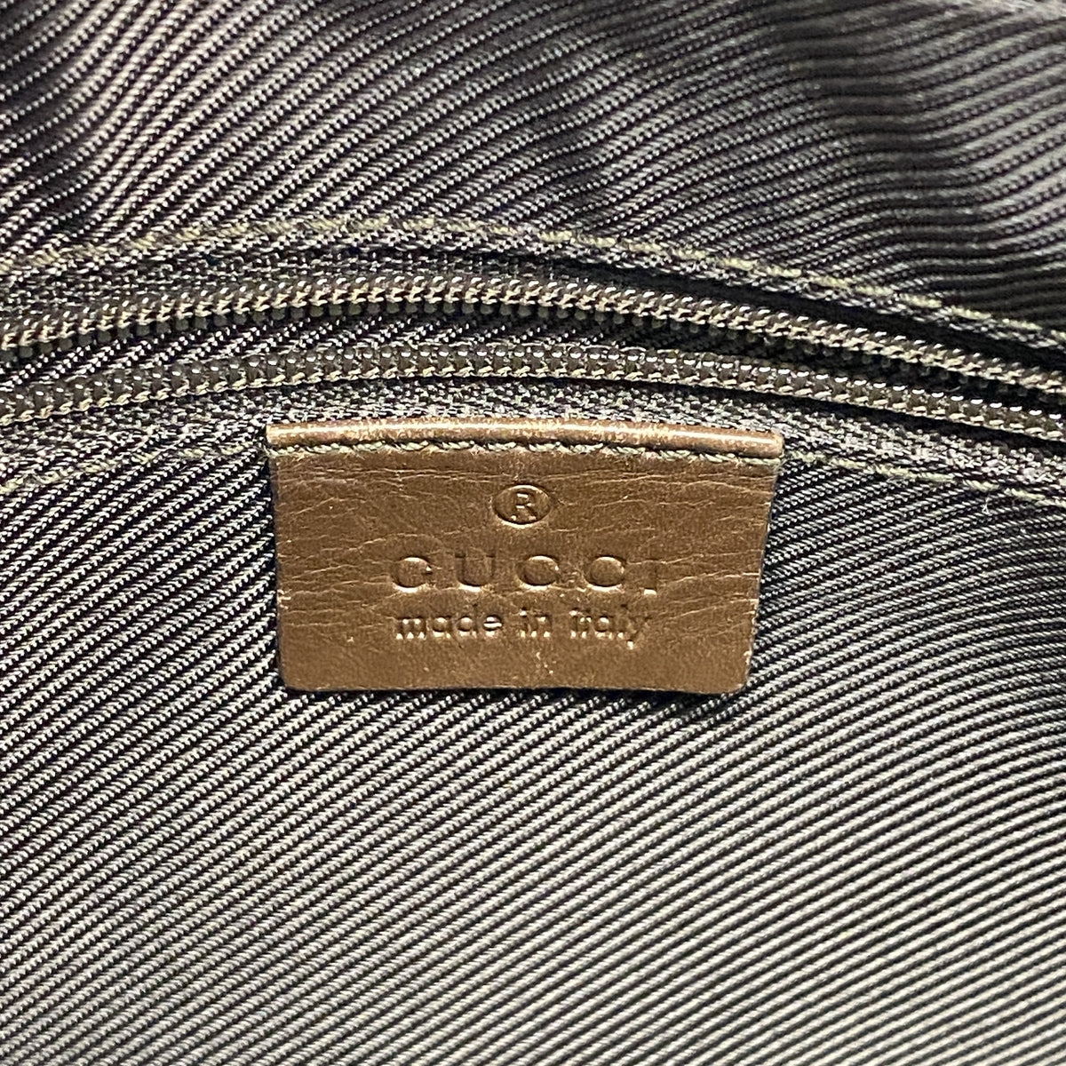 【6hc1608-k】グッチ ショルダーバッグ GGキャンバス 001 4205 キャンバス ベージュ シルバー金具【中古】レディース
