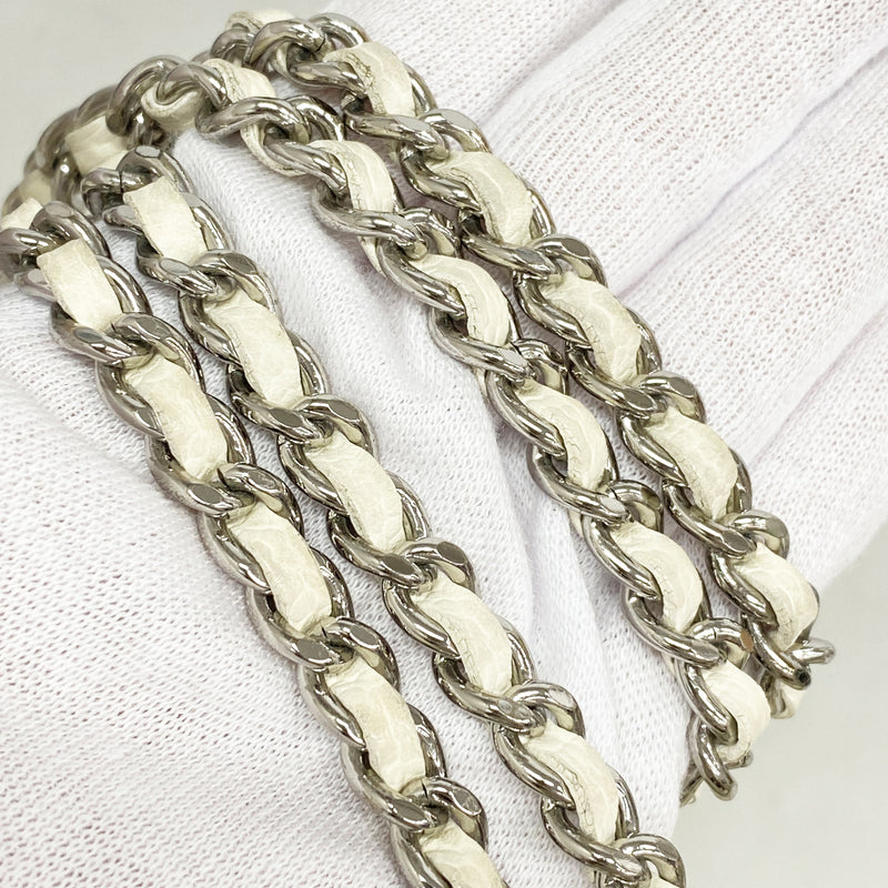 【6hc1609-k】シャネル ショルダーバッグ チェーンショルダー パンチング レザー アイボリー シルバー金具【中古】レディース
