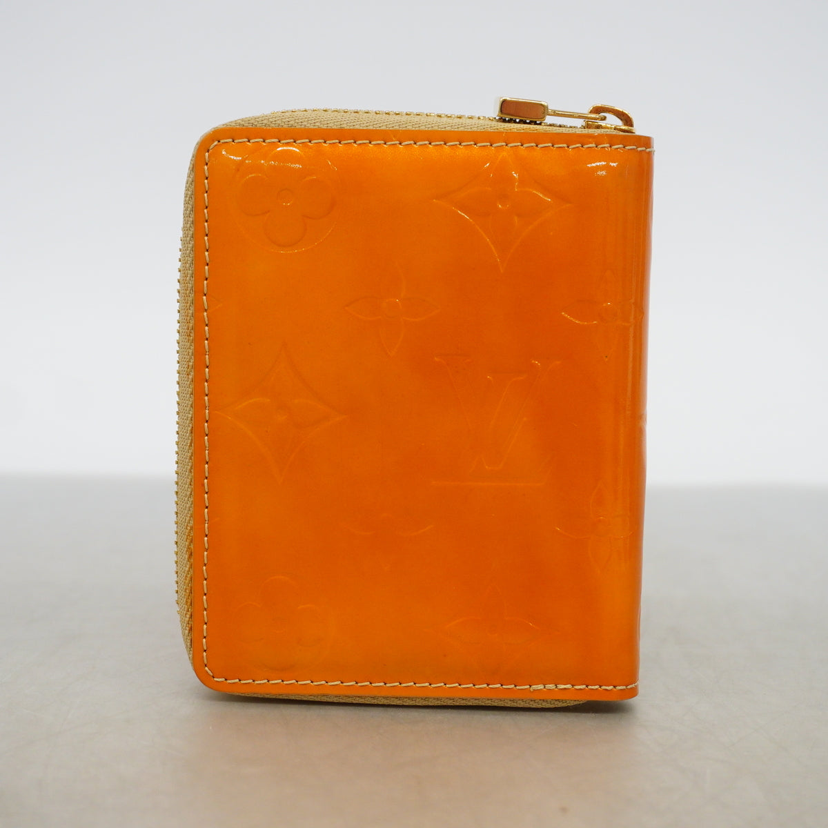 【6hc1655-k】ルイヴィトン 財布 ヴェルニ ブルーム M91015 ベージュ【中古】レディース