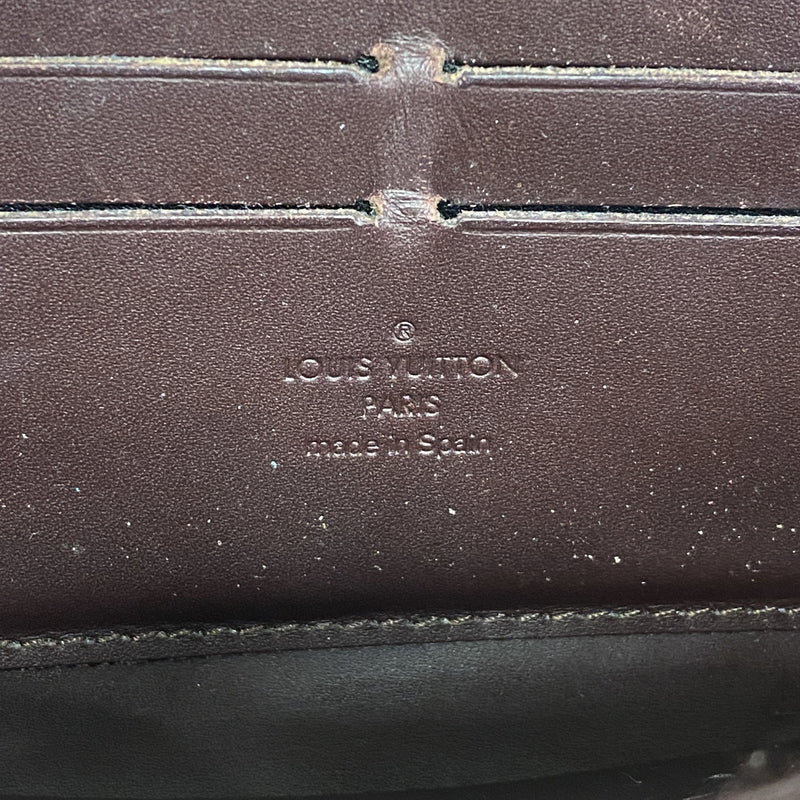 【6hc1674-k】ルイヴィトン 長財布 ヴェルニ ジッピーウォレット M93522 アマラント【中古】レディース