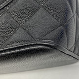 【6hc1706-k】シャネル トートバッグ 復刻トート キャビアスキン ブラック シルバー金具【中古】レディース
