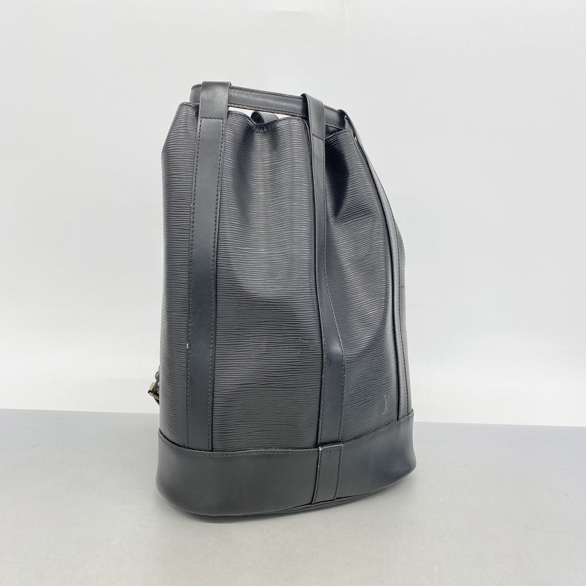 【6hc1712-k】ルイヴィトン ショルダーバッグ エピ ランドネPM M52352 ノワール【中古】メンズ レディース ユニセックス
