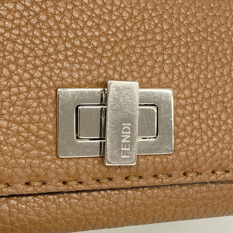 【6hc1717】フェンディ 長財布 セレリア レザー ブラウン シルバー金具【中古】レディース