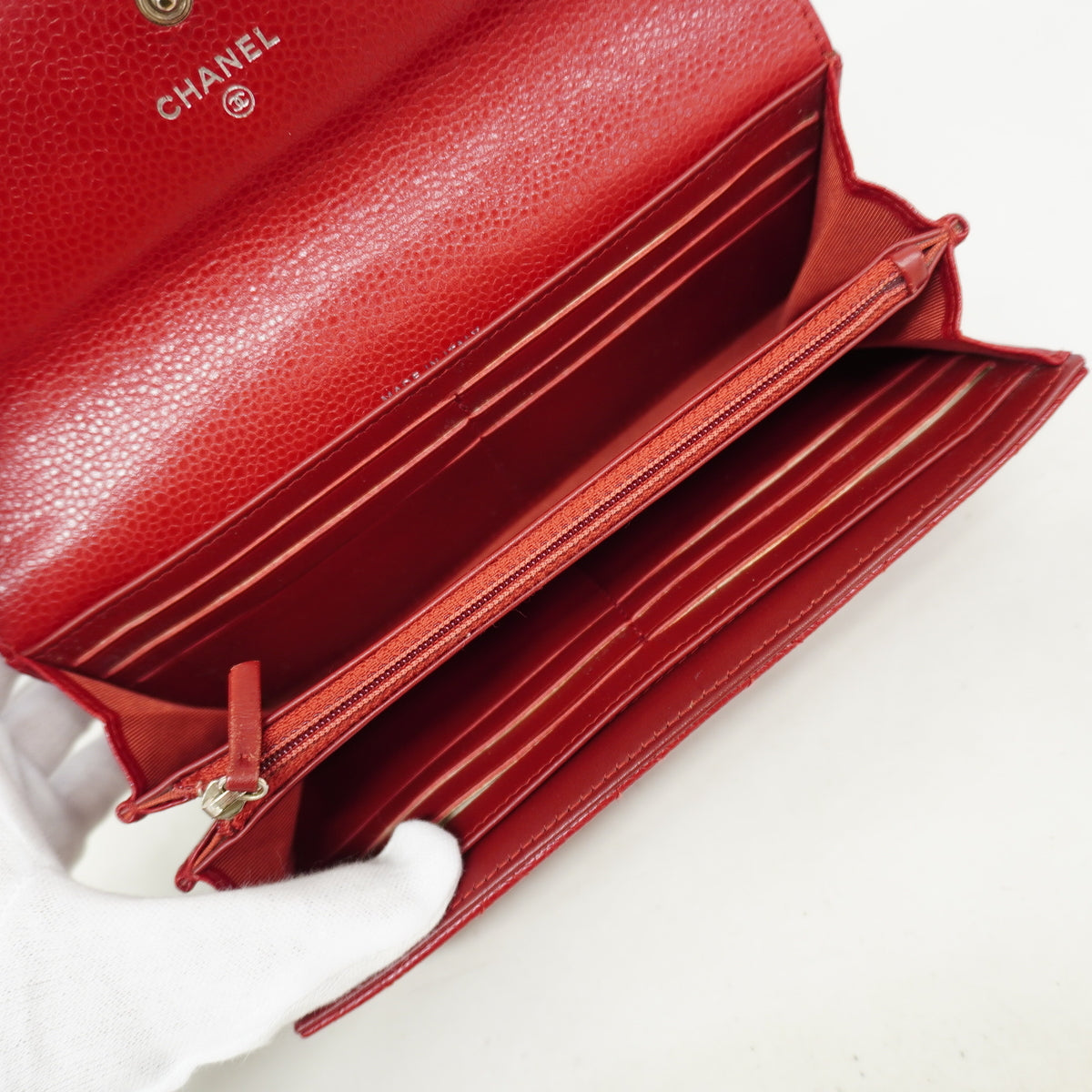 【6hc1733-k】シャネル 長財布 マトラッセ キャビアスキン レッド シルバー金具【中古】レディース