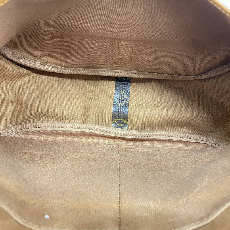 【6hc1738】ルイヴィトン ショルダーバッグ モノグラム ソミュール35 M42254 ブラウン【中古】レディース