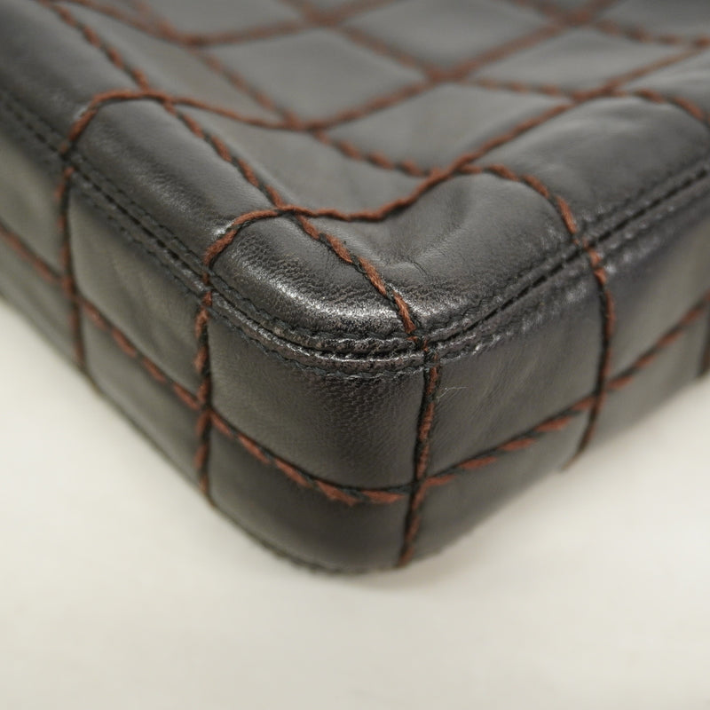 【6hc1750-k】シャネル ショルダーバッグ チョコバー チェーンショルダー ラムスキン ブラック ゴールド金具【中古】レディース