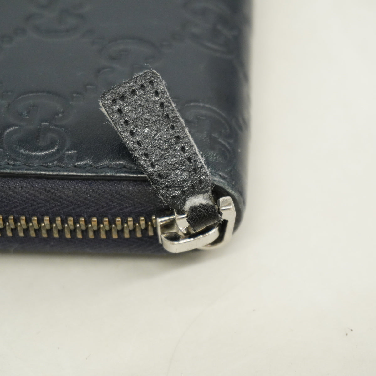【6hc1753-k】グッチ 長財布 グッチシマ 307987 レザー ネイビー シルバー金具【中古】レディース