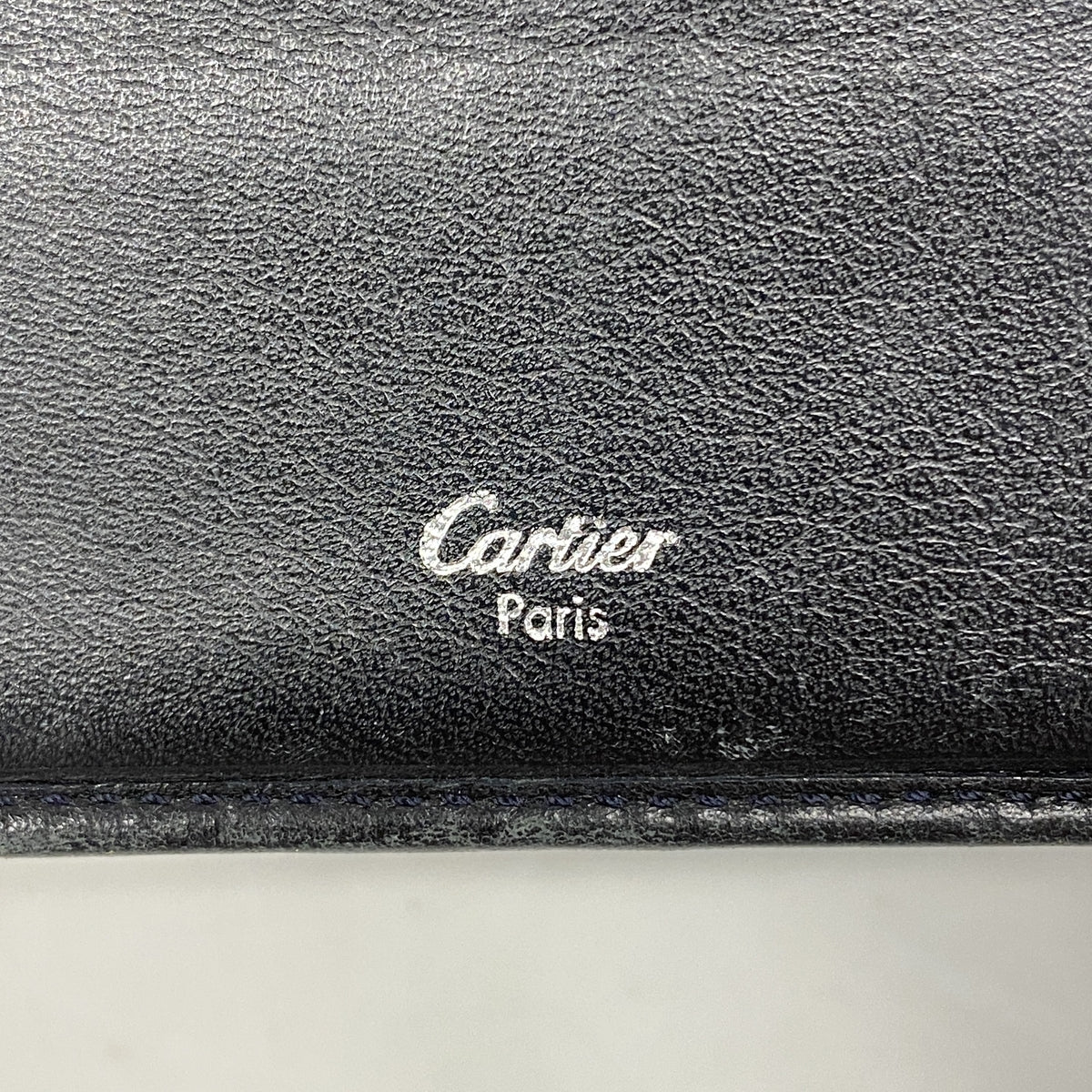 【6hc1781】カルティエ 三つ折り財布 トリニティ レザー ブラック ゴールド/シルバー金具【中古】レディース