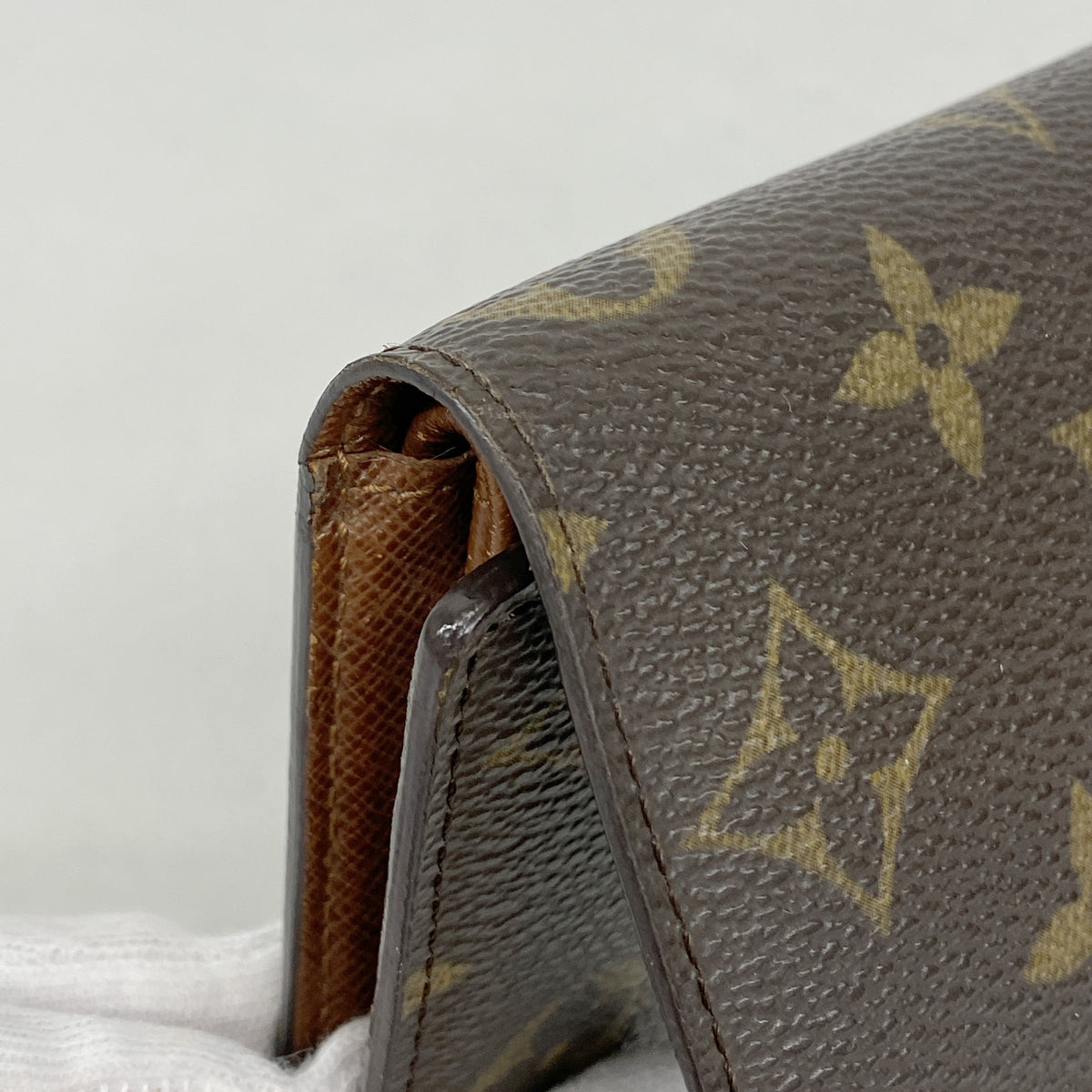 【6hc1790】ルイヴィトン 三つ折り長財布 モノグラム ポルトフォイユインターナショナル M61215 ブラウン【中古】レディース