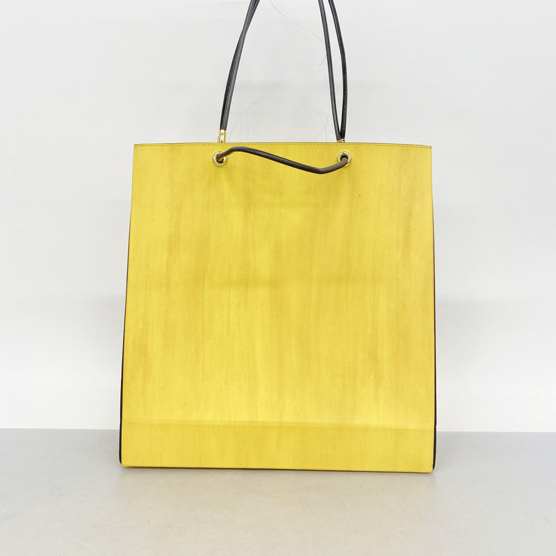 【6hc1852】フェンディ トートバッグ ショッピングバッグ レザー イエロー ゴールド金具【中古】レディース