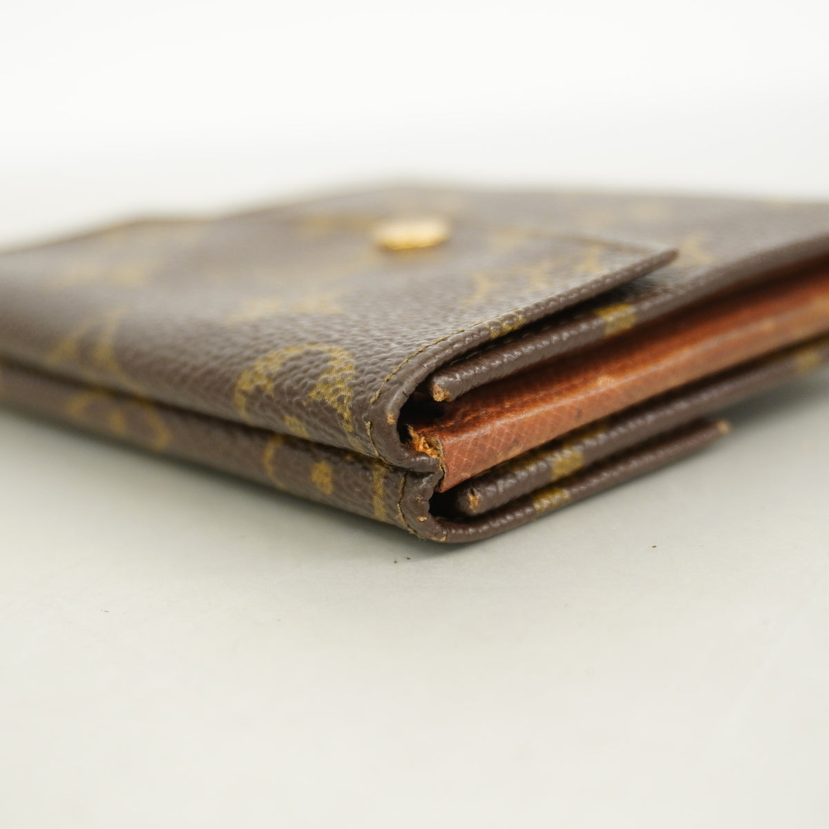 【6hc1888】ルイヴィトン 三つ折り財布 モノグラム ポルトモネビエカルトクレディ M61660 ブラウン【中古】レディース