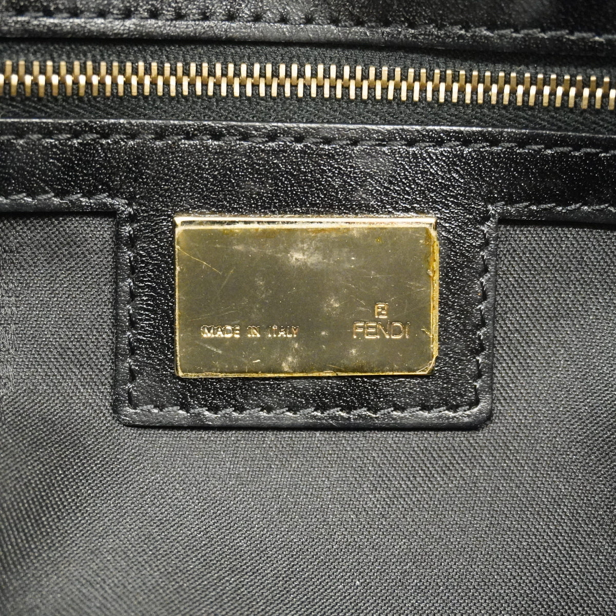 【6hc1901】フェンディ ショルダーバッグ ズッカ ナイロンキャンバス ブラウン ゴールド金具【中古】レディース