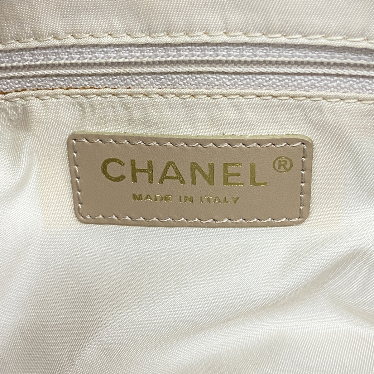 【6hc1911-k】シャネル ハンドバッグ ニュートラベル ナイロン ベージュ シャンパンゴールド金具【中古】レディース