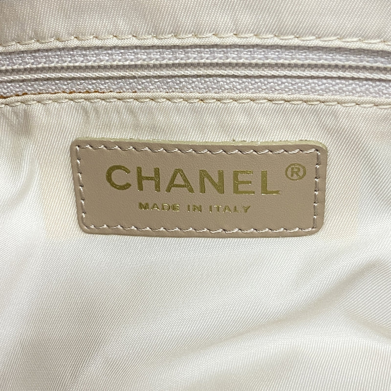 【6hc1911-k】シャネル ハンドバッグ ニュートラベル ナイロン ベージュ シャンパンゴールド金具【中古】レディース