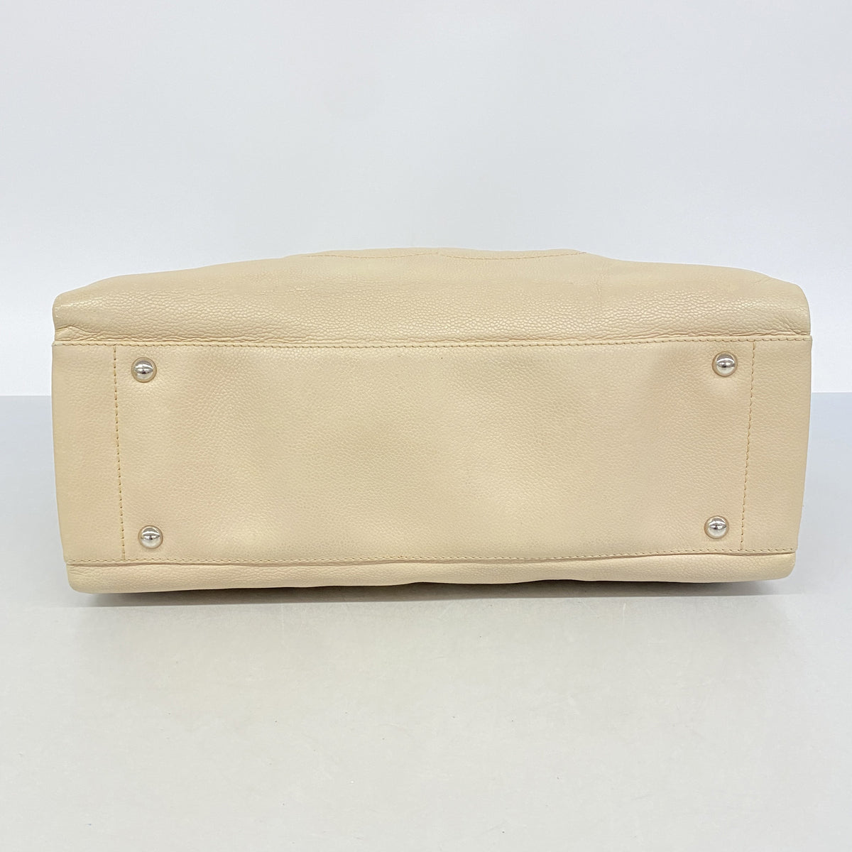 【6hc1956】シャネル トートバッグ キャビアスキン ベージュ シルバー金具【中古】レディース