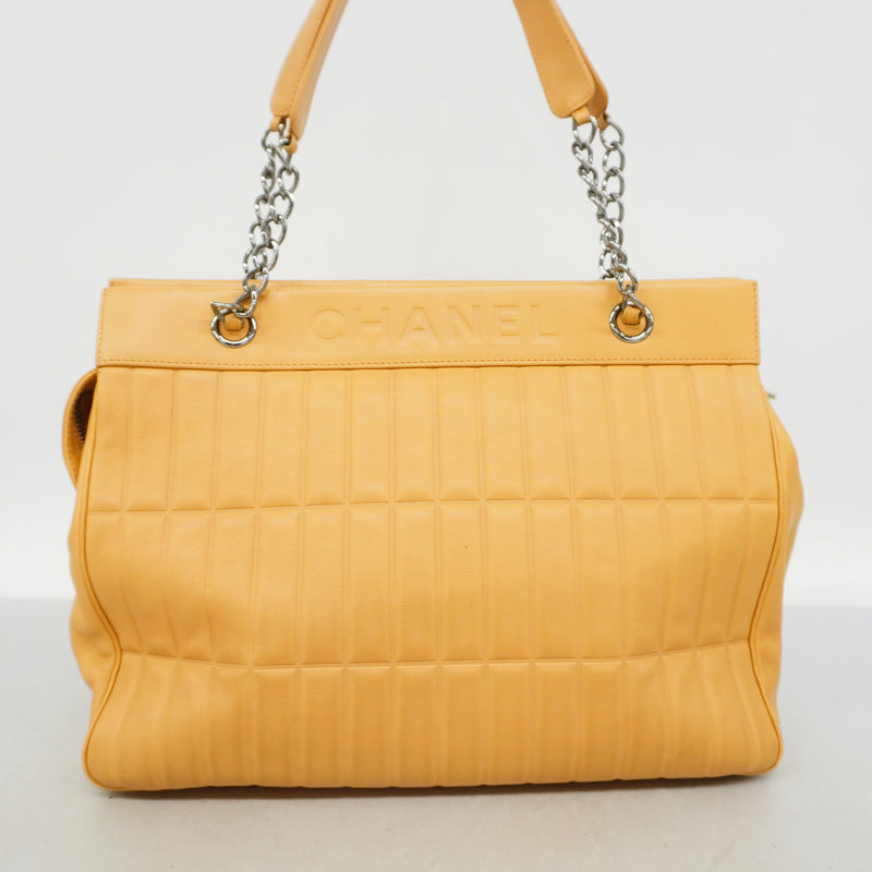【6hc1961-k】シャネル チェーントート ラムスキン ベージュ シルバー金具【中古】レディース