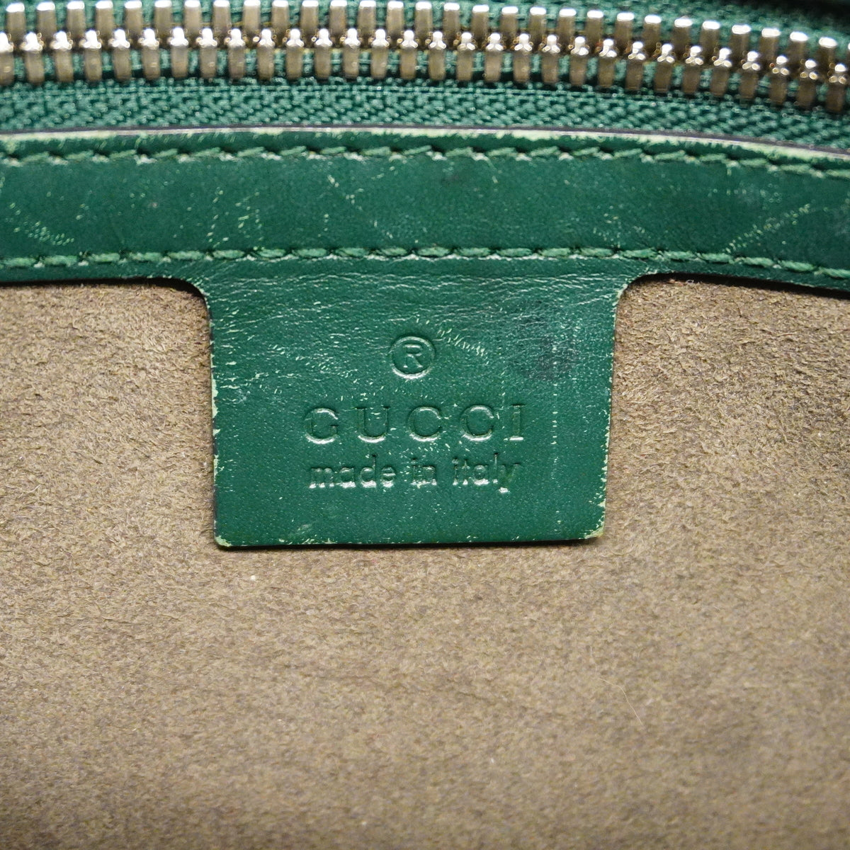 【6hc1962-k】グッチ ショルダーバッグ グッチシマ 429004 レザー グリーン シルバー金具【中古】メンズ
