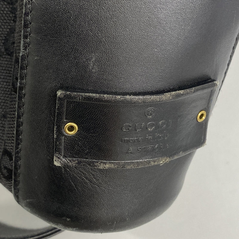【6hc1981-k】グッチ ショルダーバッグ GGキャンバス 91761 キャンバス ブラック ゴールド金具【中古】レディース