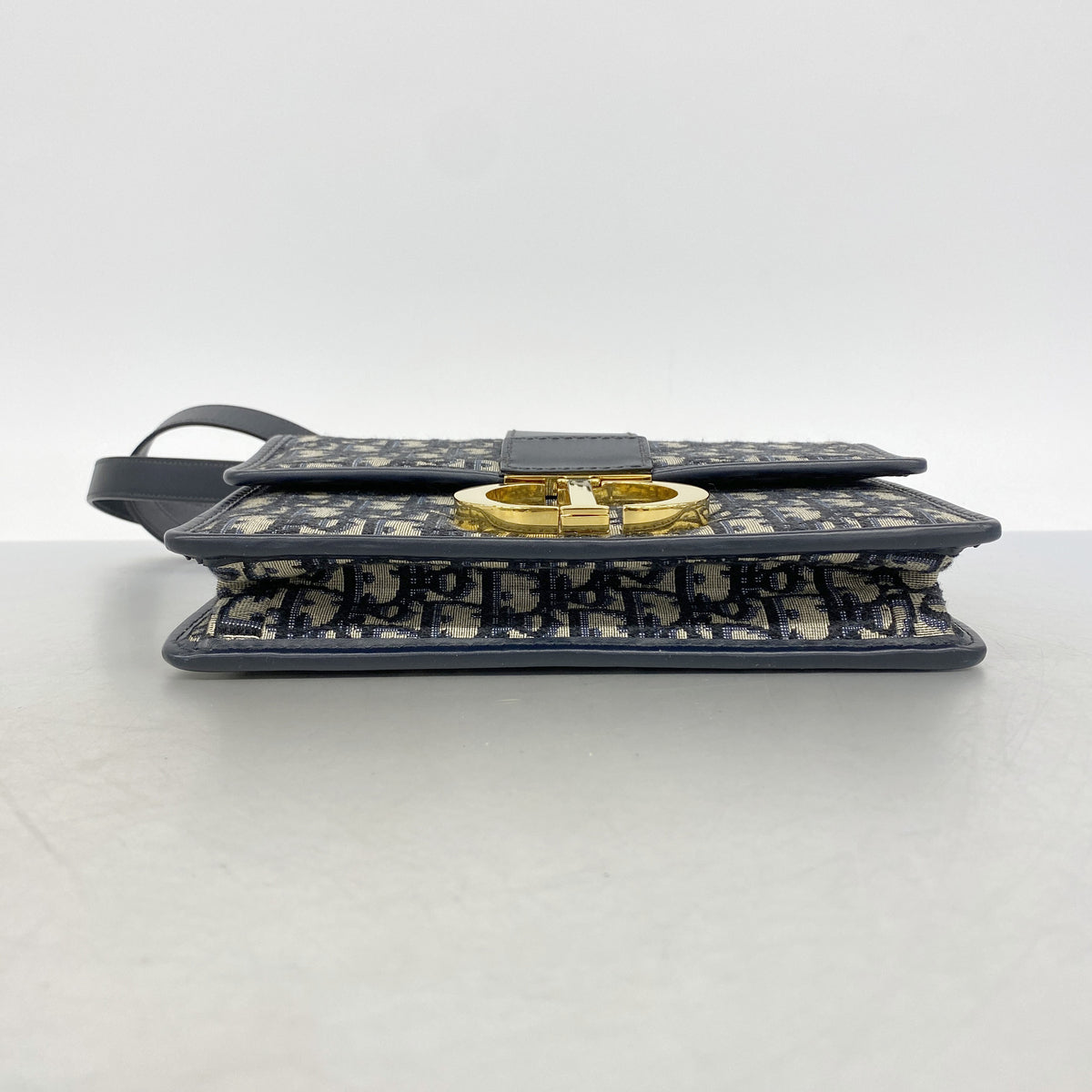 【6hc1989】クリスチャンディオール ショルダーバッグ オブリーク 30モンテーニュ キャンバス ネイビー ゴールド金具【中古】レディース