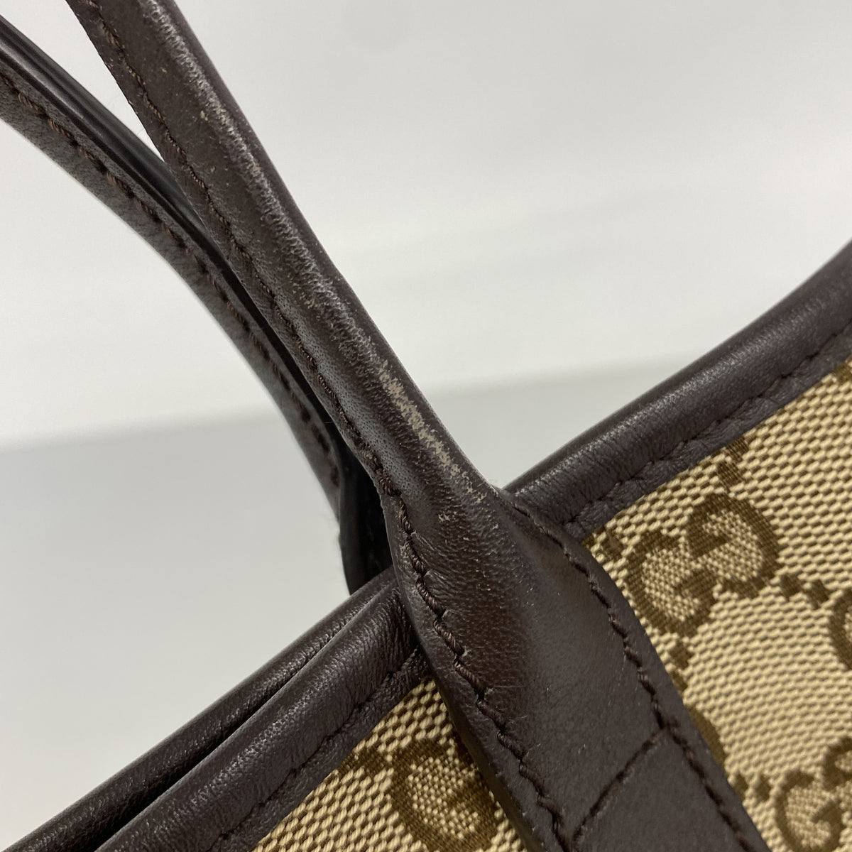 【6hc2051-k】グッチ トートバッグ GGキャンバス 169946 キャンバス ベージュ ブラウン ゴールド金具【中古】レディース