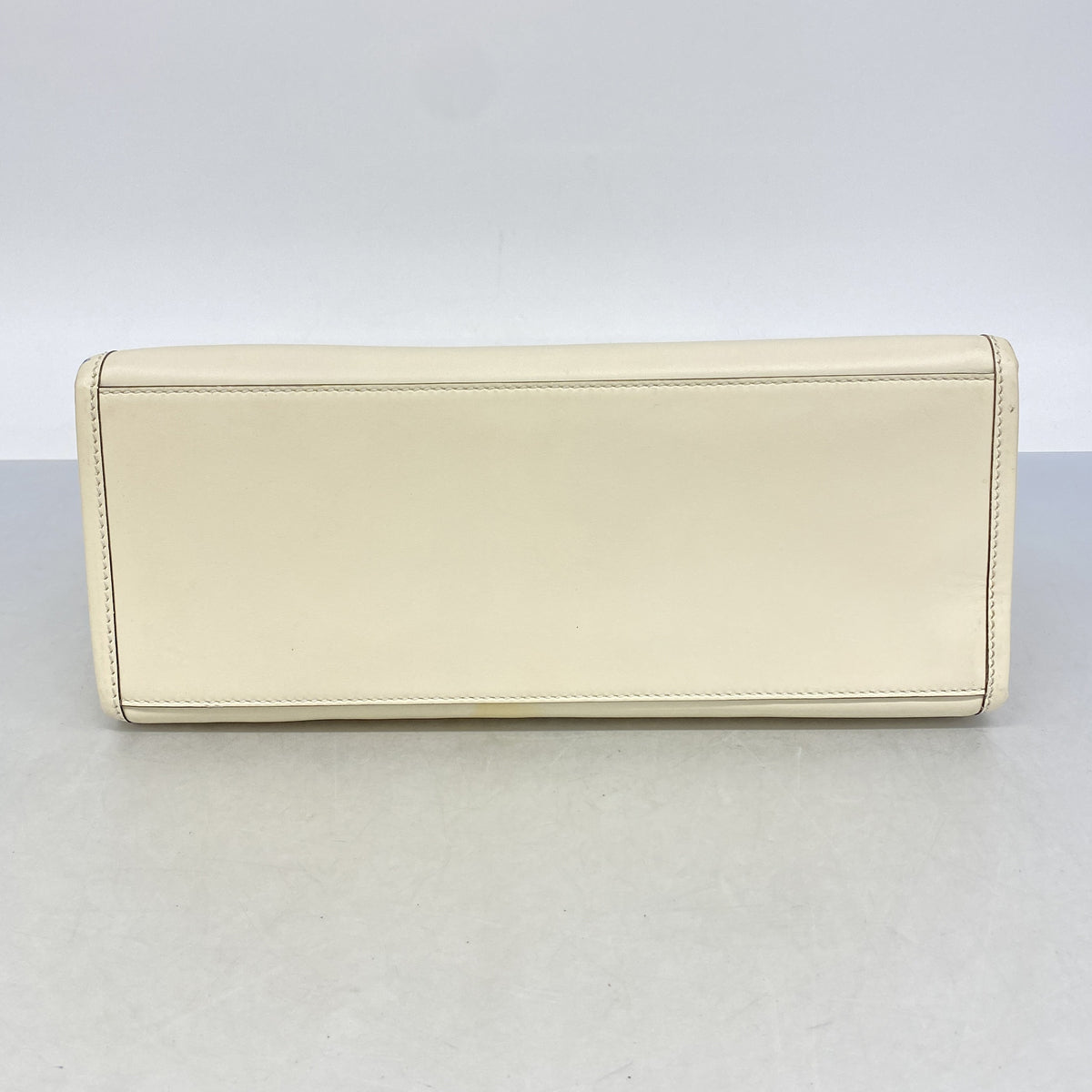 【6hc2147】フェンディ トートバッグ サンシャインショッパー レザー ホワイト ライトブラウン ゴールド金具【中古】レディース