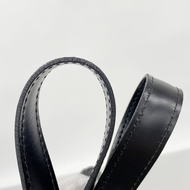 【6hc2172】ルイヴィトン ショルダーバッグ エピ リュサック M52282 ノワール【中古】レディース