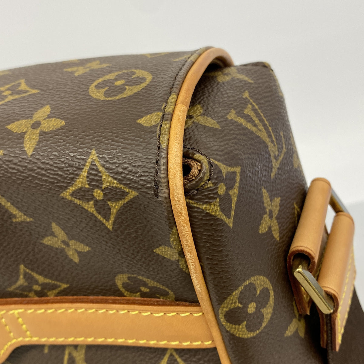 【6hc2183】ルイヴィトン ショルダーバッグ モノグラム アベス M45257 ブラウン【中古】メンズ レディース ユニセックス