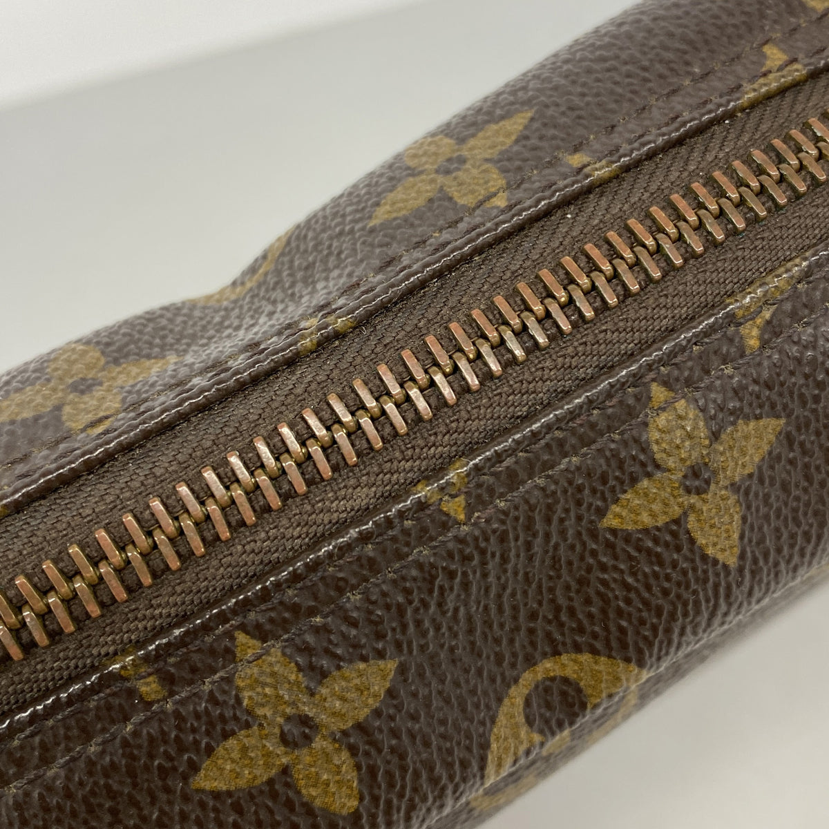 【6hc2189】ルイヴィトン ポーチ モノグラム トゥルーストワレット28 M47522 ブラウン【中古】レディース
