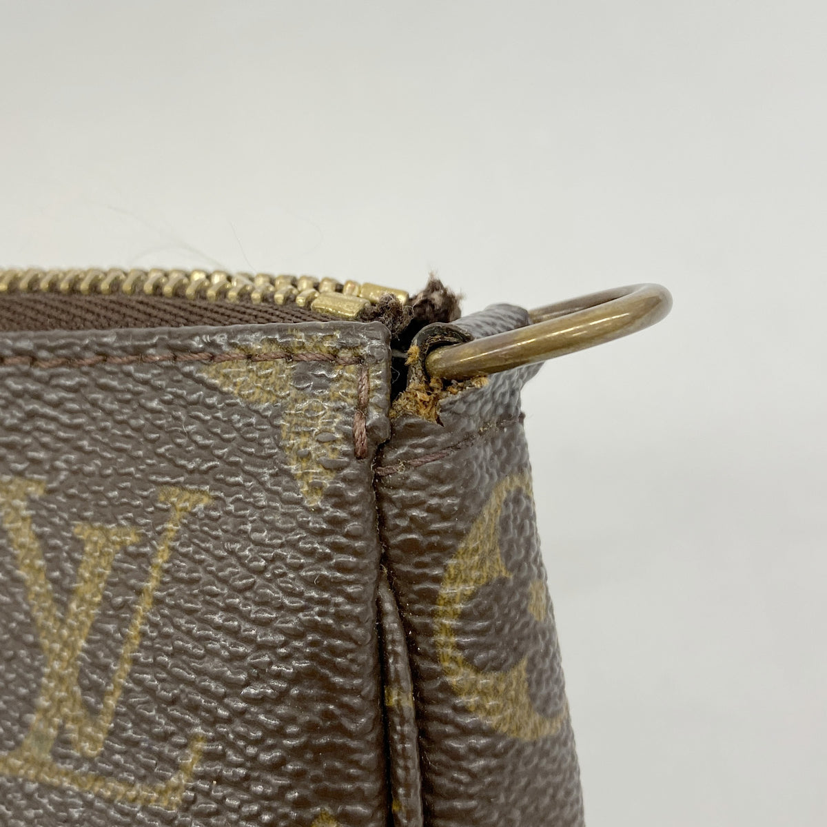 【6hc2190】ルイヴィトン ポーチ モノグラム ポシェットアクセソワール M51980 ブラウン【中古】レディース