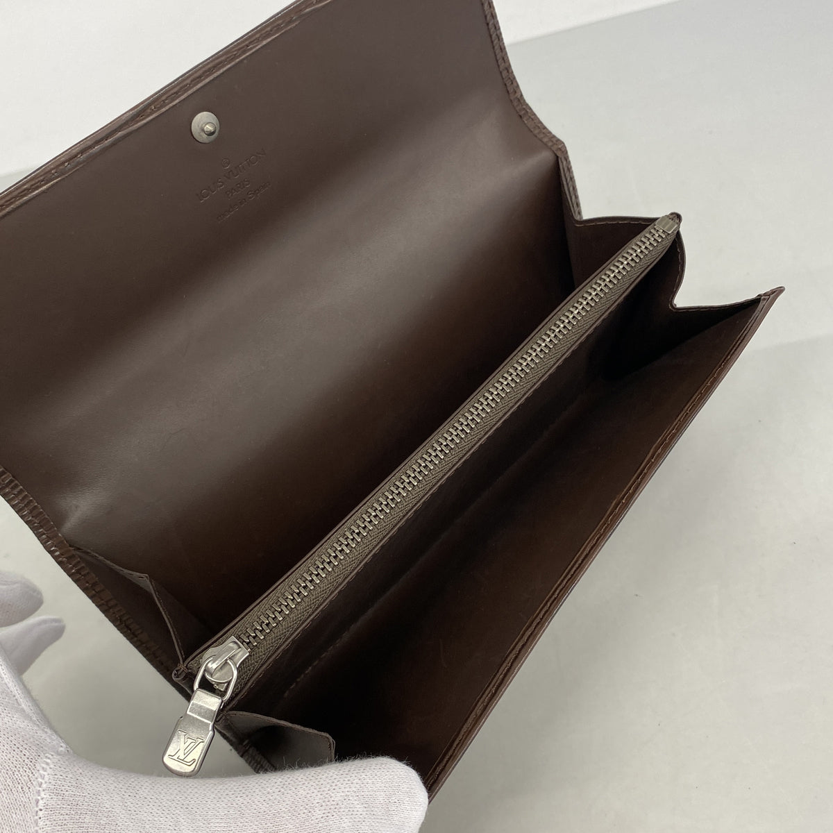 【6hc2240-k】ルイヴィトン 長財布 エピ ポシェットポルトモネクレディ M6357D モカ【中古】メンズ レディース ユニセックス