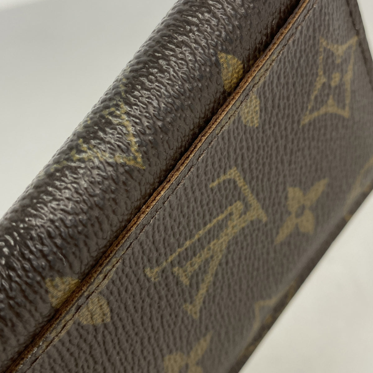 【6hc2241-k】ルイヴィトン カードケース モノグラム ポルトカルトパスヴェルティカル M66541 ブラウン【中古】メンズ レディース ユニセックス