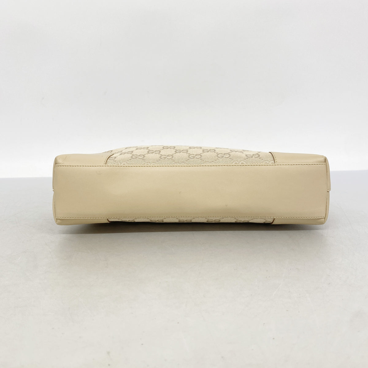 【6hc2303-k】グッチ ショルダーバッグ GGキャンバス 33900 キャンバス ベージュ ゴールド金具【中古】レディース