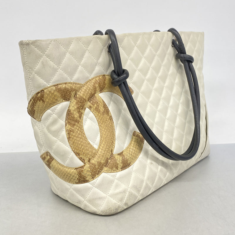 【6hc2394-k】シャネル トートバッグ カンボン ラムスキン パイソン ホワイト シルバー金具【中古】レディース