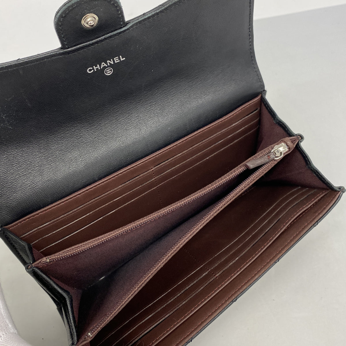【6hc2429-k】シャネル 長財布 マトラッセ ラムスキン ブラック シルバー金具【中古】レディース