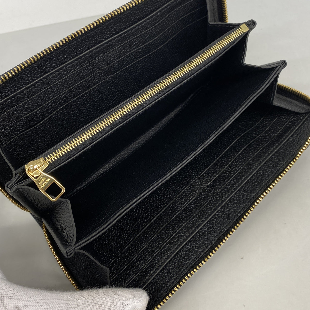 【6hc2436-k】ルイヴィトン 長財布 モノグラム・アンプラント バイカラー ジッピーウォレット M28794 ブラック ベージュ【中古】レディース