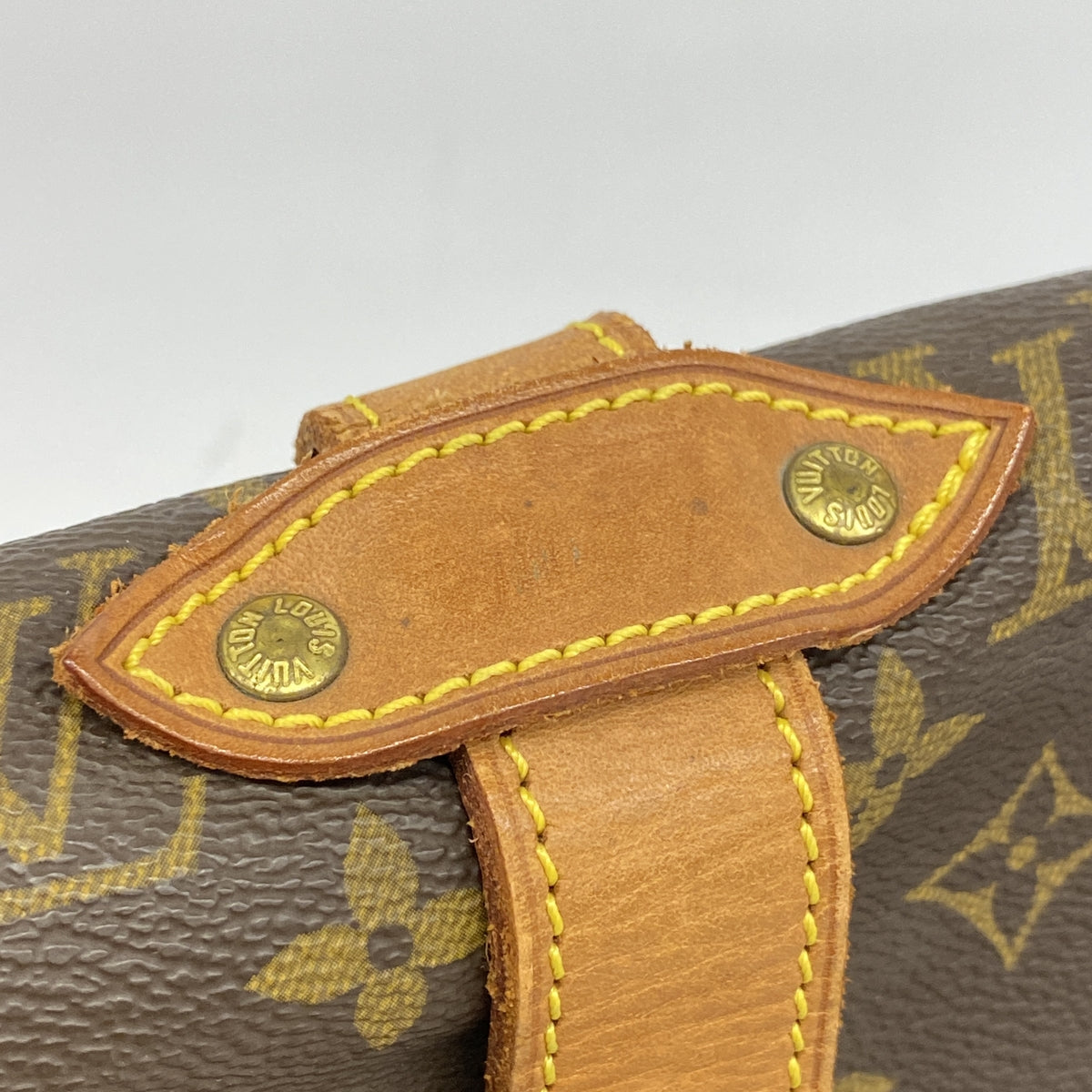 【6hc2575】ルイヴィトン ショルダーバッグ モノグラム ソミュール35 M42254 ブラウン【中古】レディース