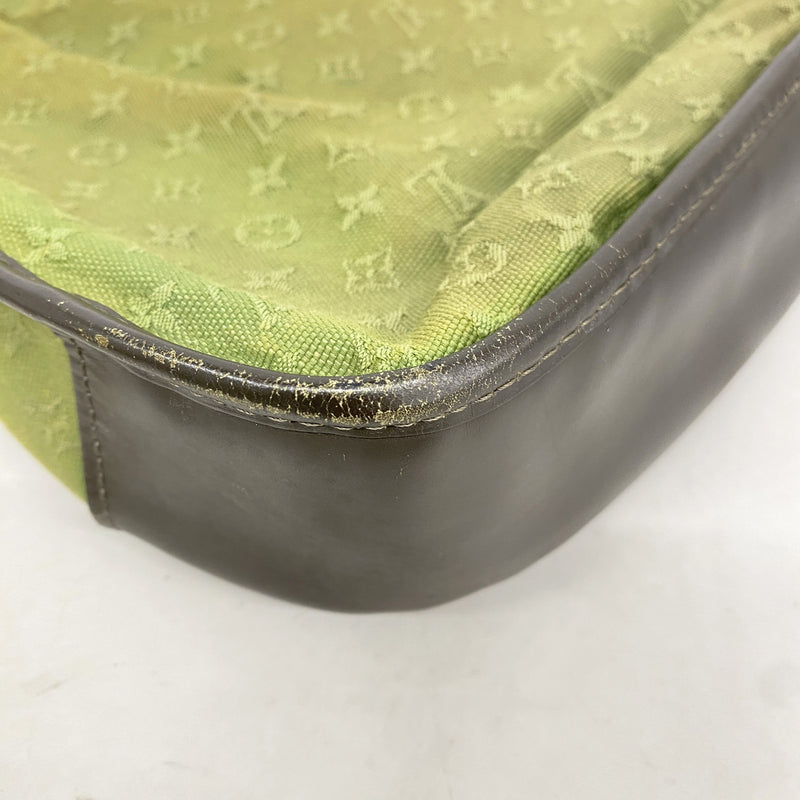 【6hc2721】ルイヴィトン ショルダーバッグ モノグラム・ミニ ベランジェール M92673 TSTカーキ【中古】レディース