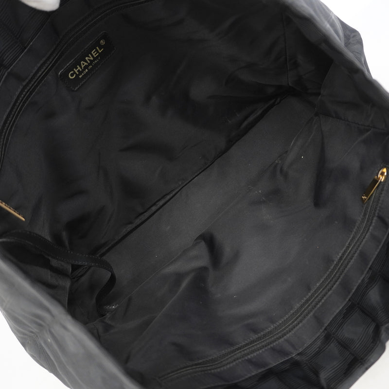 【6hc2753】シャネル トートバッグ ニュートラベル ナイロン ブラック シャンパンゴールド金具【中古】レディース