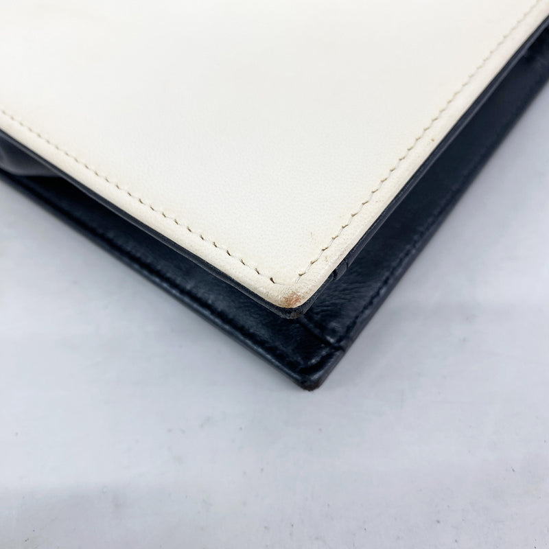 【6hc2765-k】シャネル クラッチバッグ ラムスキン ブラック アイボリー シャンパンゴールド金具【中古】メンズ レディース ユニセックス