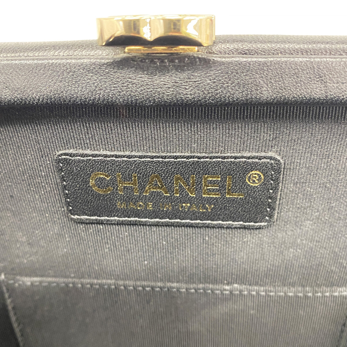 【6hc2765-k】シャネル クラッチバッグ ラムスキン ブラック アイボリー シャンパンゴールド金具【中古】メンズ レディース ユニセックス
