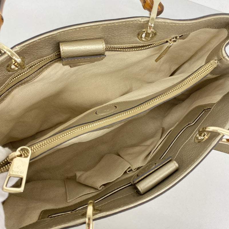 【6hc2784-k】グッチ ハンドバッグ バンブー 323660 レザー ペールシルバー シャンパンゴールド金具 2wayバッグ【中古】レディース