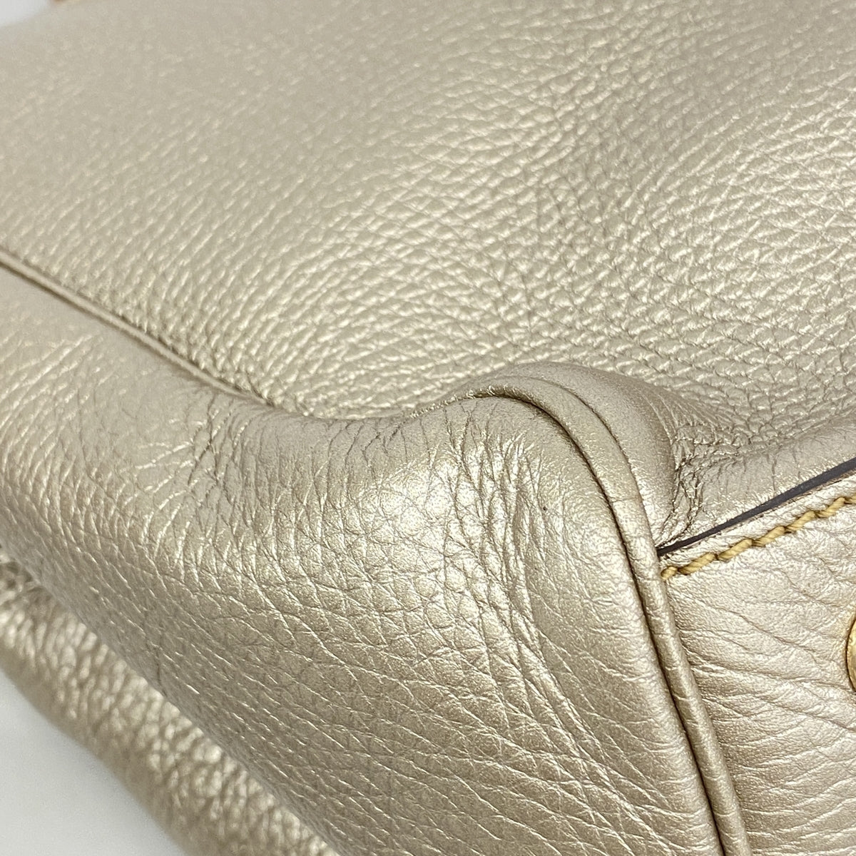 【6hc2784-k】グッチ ハンドバッグ バンブー 323660 レザー ペールシルバー シャンパンゴールド金具 2wayバッグ【中古】レディース
