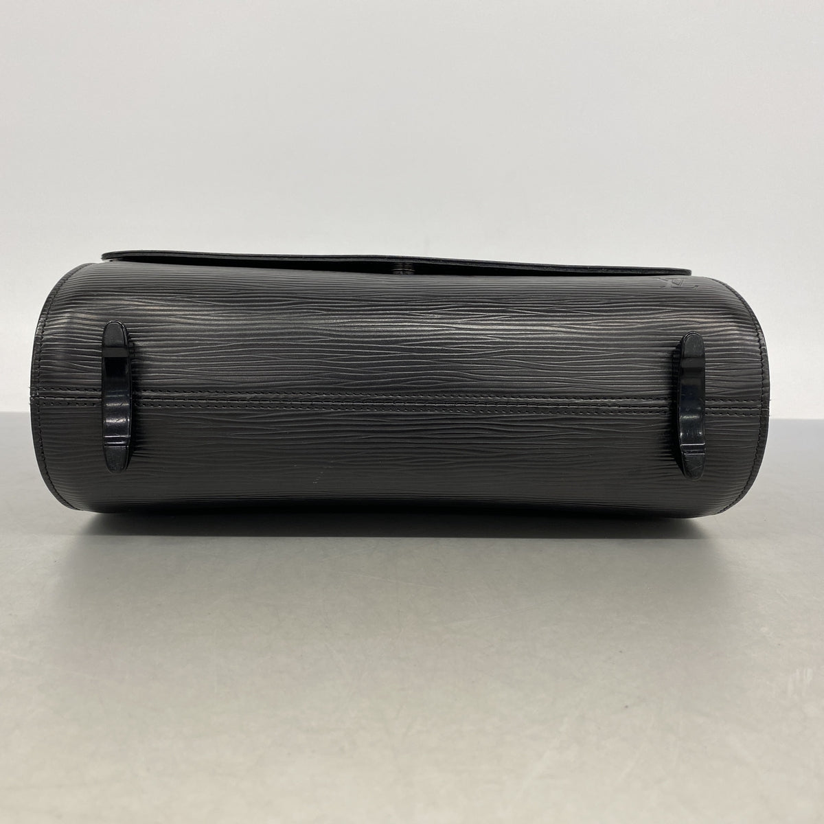 【6hc2786-k】ルイヴィトン ショルダーバッグ エピ ノクターンPM M52182 ノワール【中古】レディース