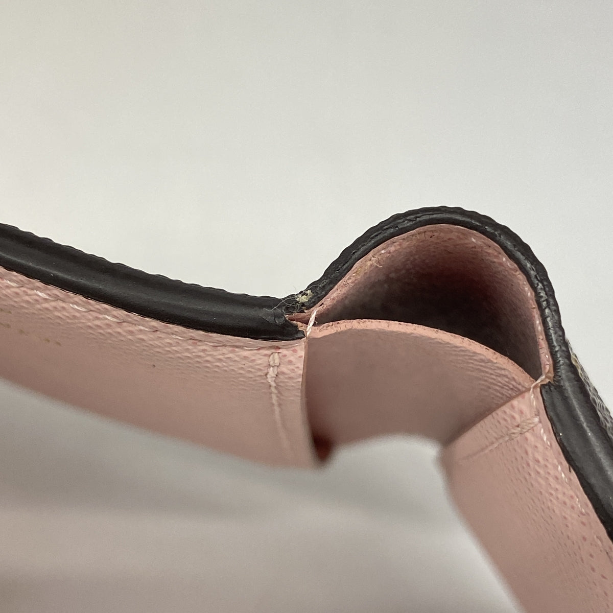 【6hc2791-k】ルイヴィトン 三つ折り財布 モノグラム ポルトフォイユヴィクトリーヌ M62360 ローズバレリーヌ【中古】レディース