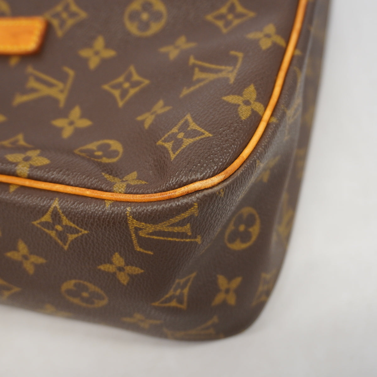 【6hc2831】ルイヴィトン ショルダーバッグ モノグラム シテGM M51181 ブラウン【中古】レディース