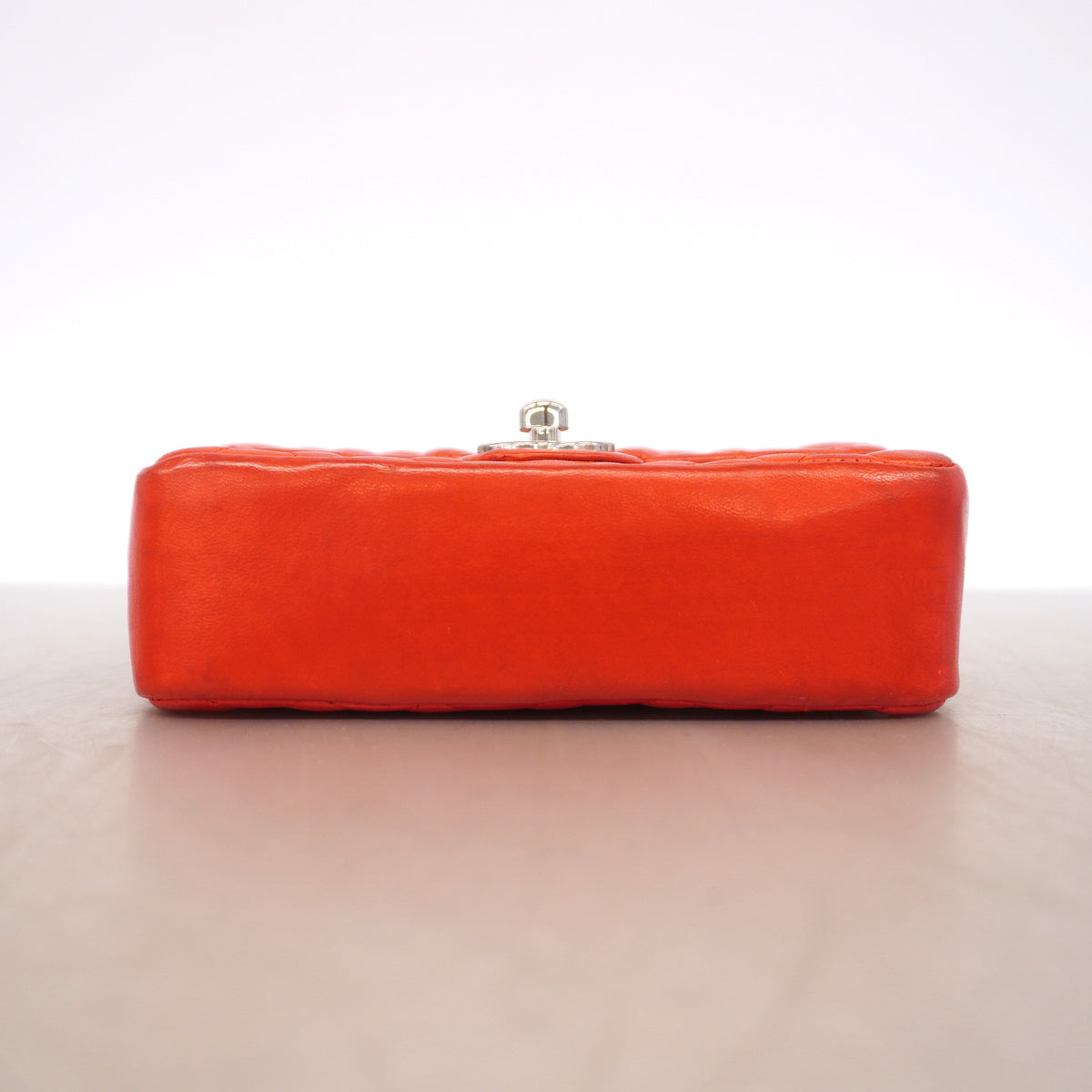 【6hc2834】シャネル ショルダーバッグ チェーンショルダー ラムスキン レッド シルバー金具【中古】レディース