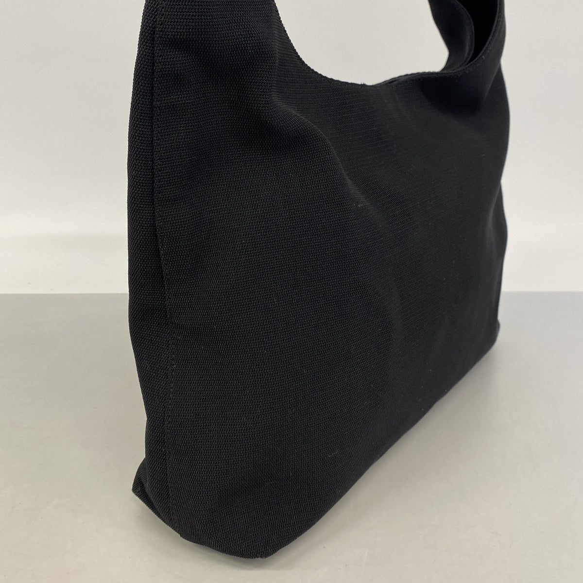 【6hc2837】グッチ ショルダーバッグ 001 3297 キャンバス ブラック シルバー金具【中古】レディース