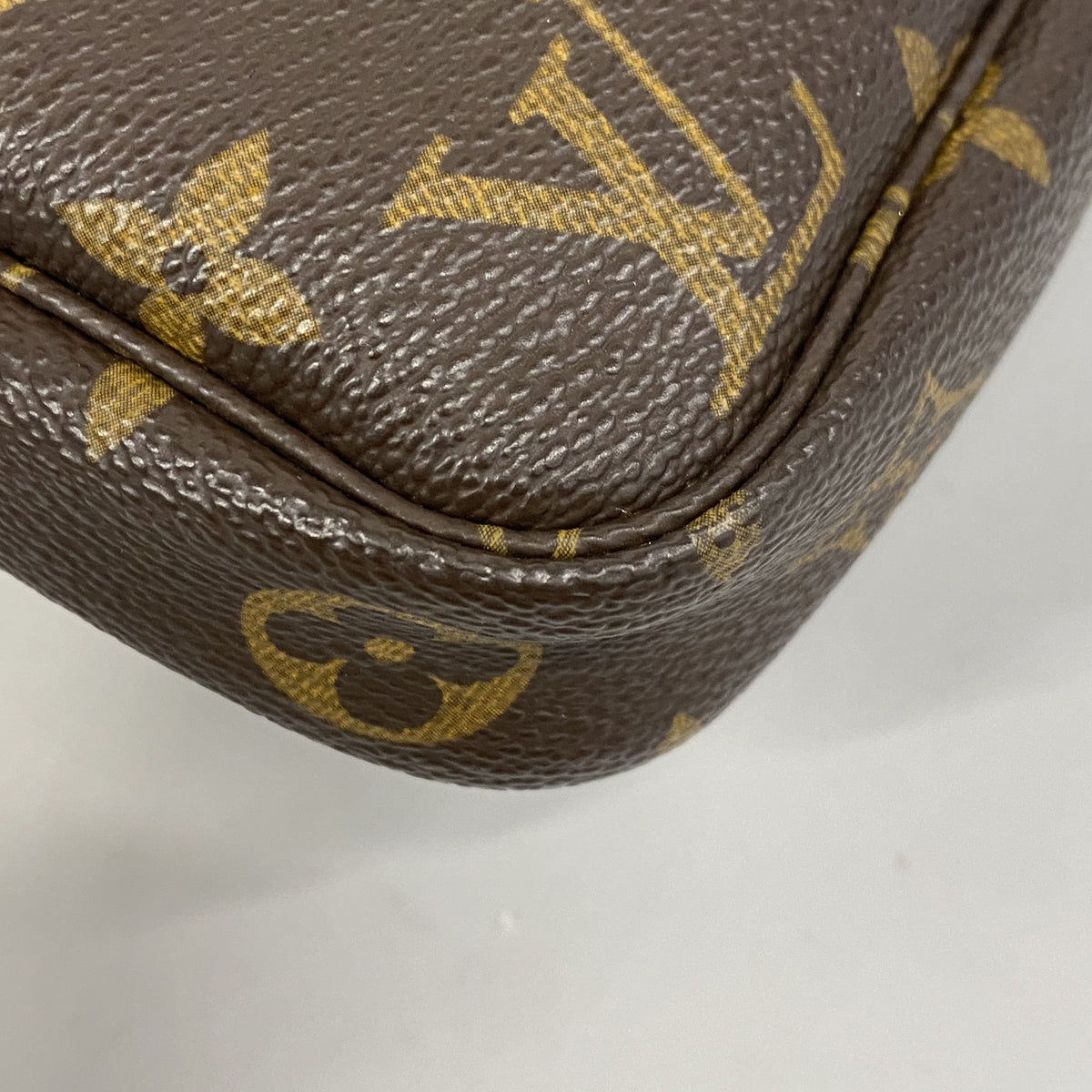 【6hc2843】ルイヴィトン ポーチ モノグラム ポシェットアクセソワール M51980 ブラウン【中古】レディース